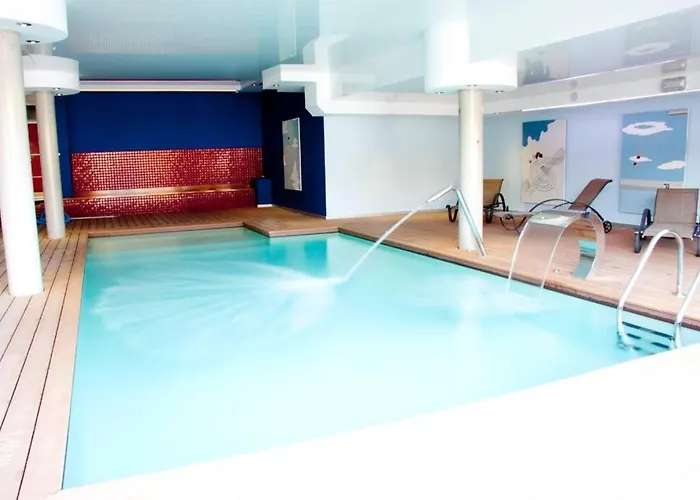 Chalet Cerca De Noja Con Acceso A Spa